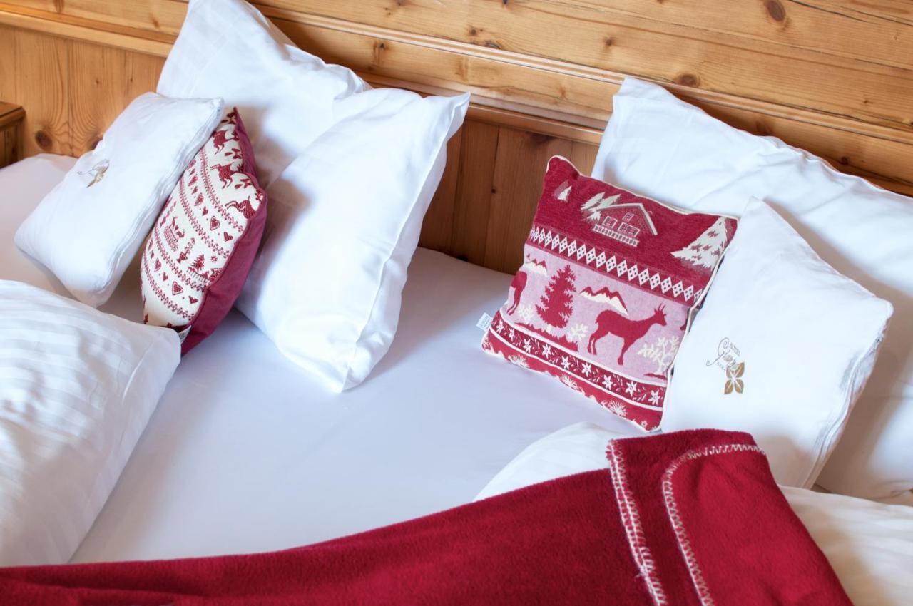 Hotel Gianna Мадонна-ді-Кампільйо Номер фото