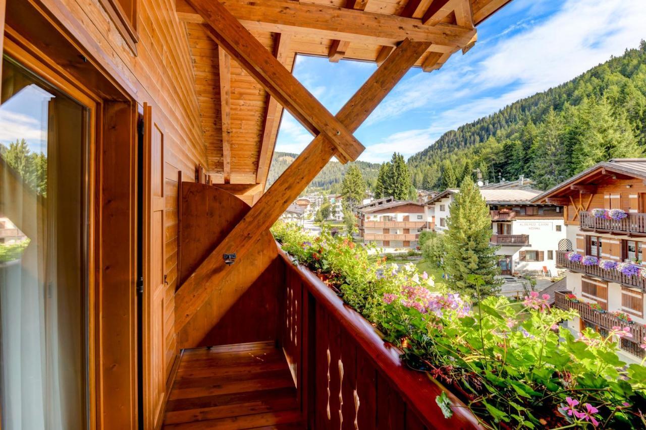 Hotel Gianna Мадонна-ді-Кампільйо Екстер'єр фото